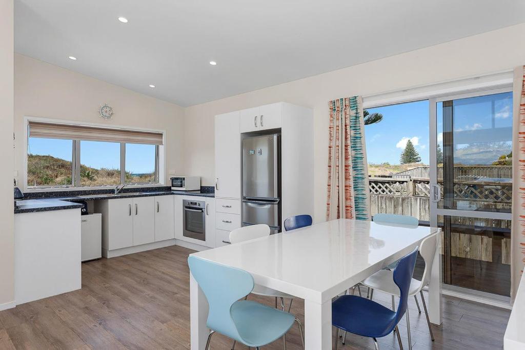 Beach Retreat - Ohope Holiday Home Eksteriør bilde